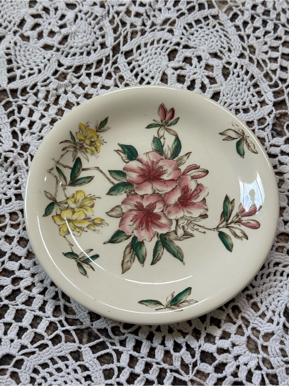 Vintage Windsor Ware Azalea Johnson Bros England Floral Plate 8”
